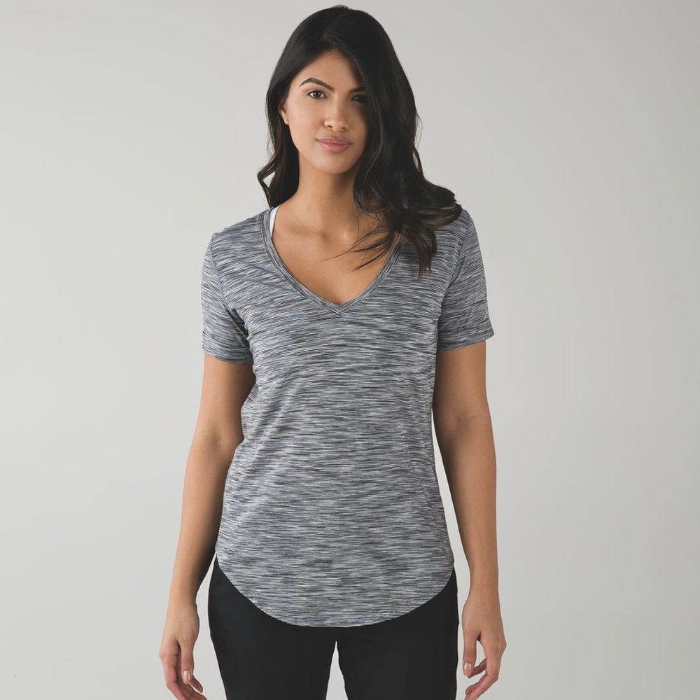 Lululemon Love Tee II Shirt 4 Color Space Dye White Black Size 10 W3MDPS V-Neck